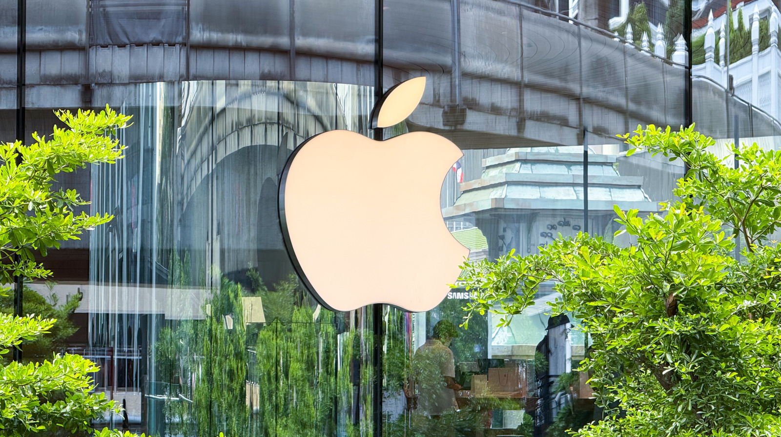 17 Apple Products Discontinued in 2025 You Need to Know About