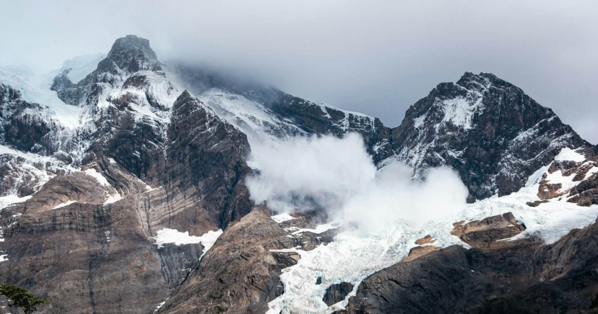 Avalanchas: el impulso de glaciares y su lucha por sobrevivir