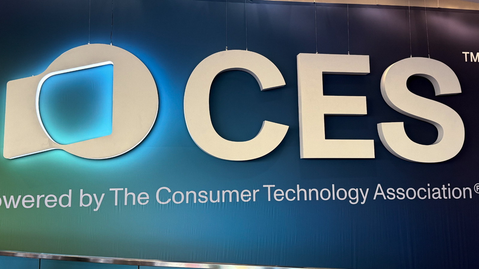 CES 2026 Day 1: Exciting Tech Innovations & AI Partners