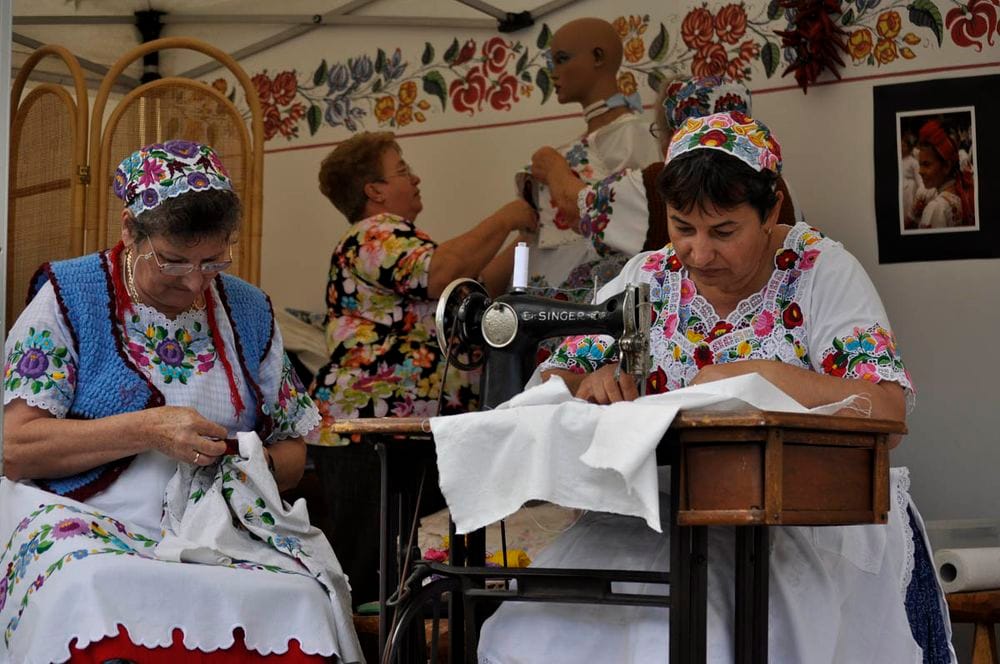 Ruta por Talleres: Descubre Creatividad y Arte Local