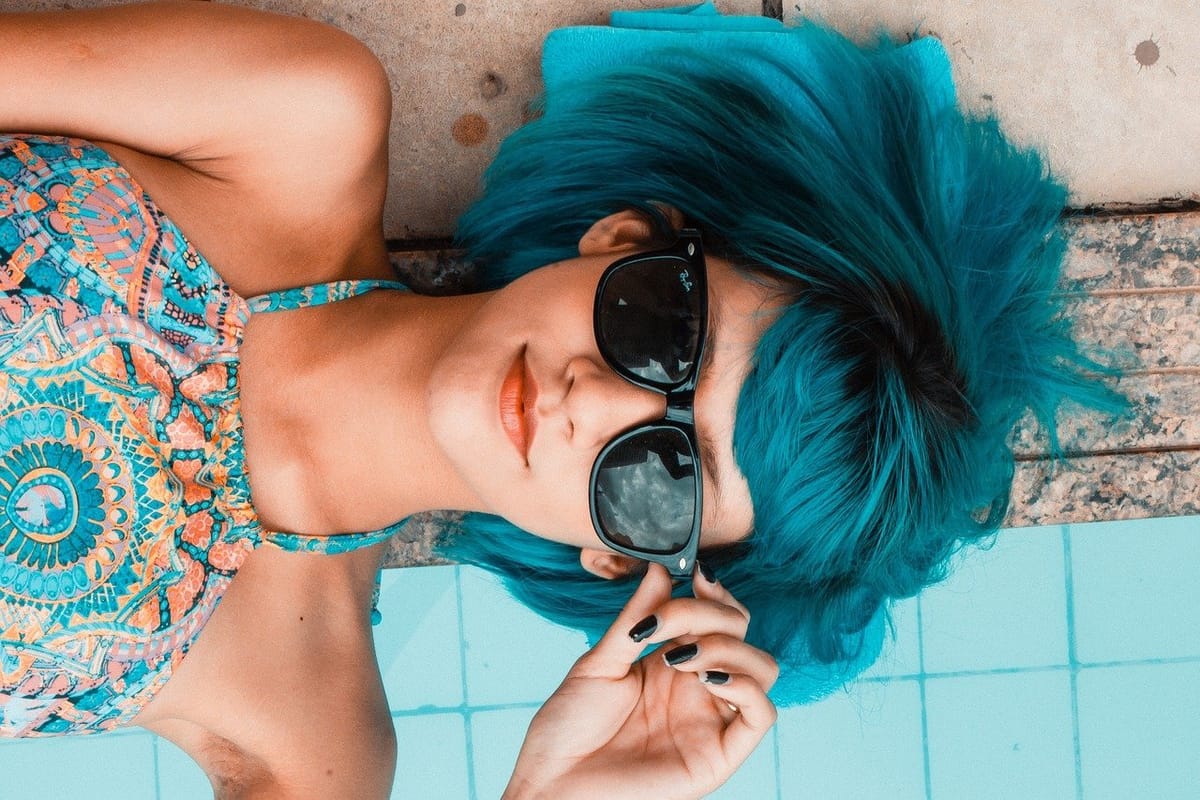 Viajar con gafas y lentillas: tips esenciales para tus aventuras