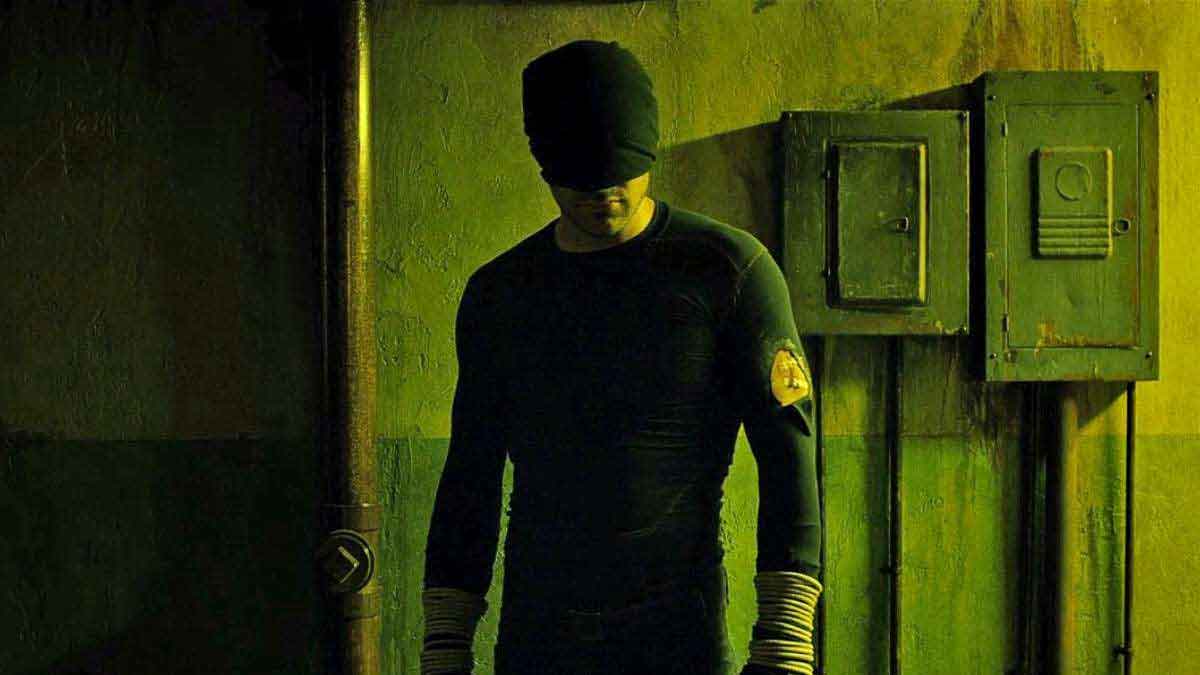 Daredevil: Born Again supera la famosa escena del pasillo tras 11 años