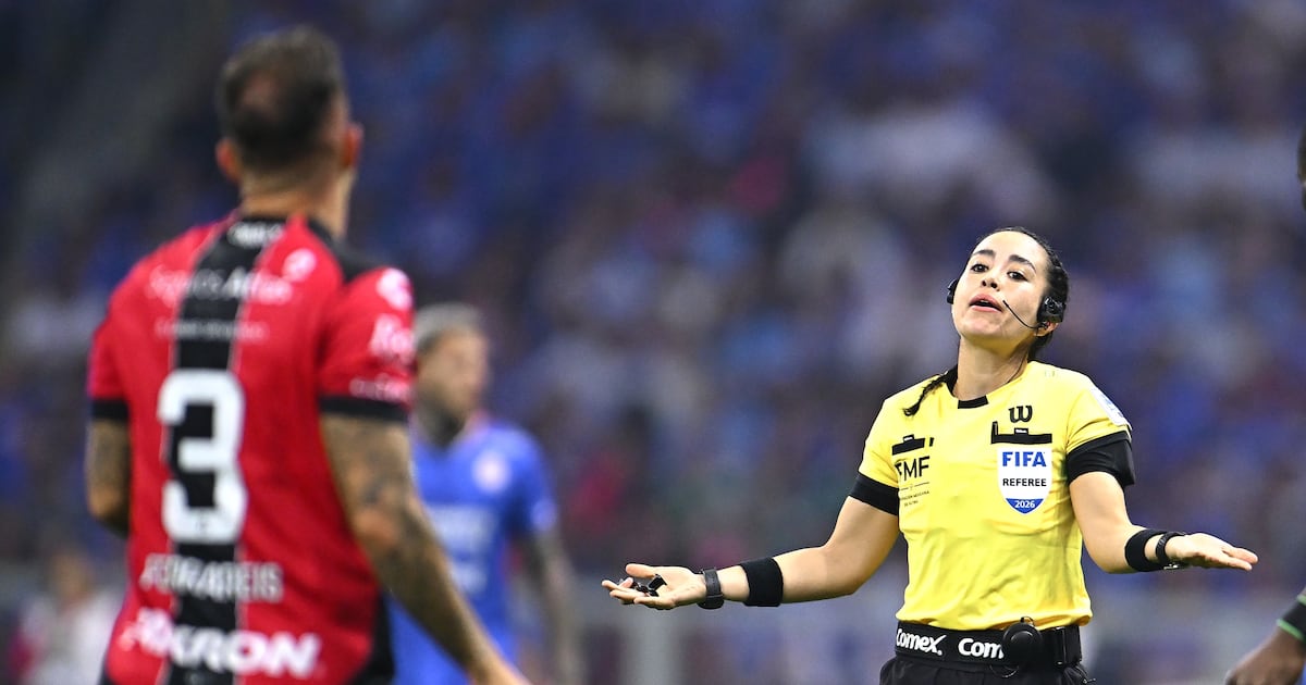 Katia Itzel ignora penal y Atlas pierde ante Cruz Azul