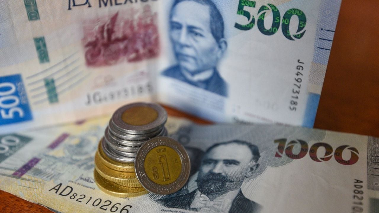 Pensión Bienestar 2026: Apellidos que reciben $6,400 hoy 7 de mayo
