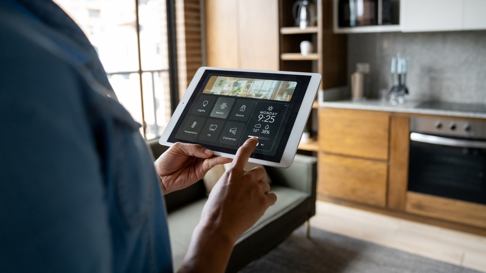 12 Essential Smart Home Gadget Tips You Need to Know