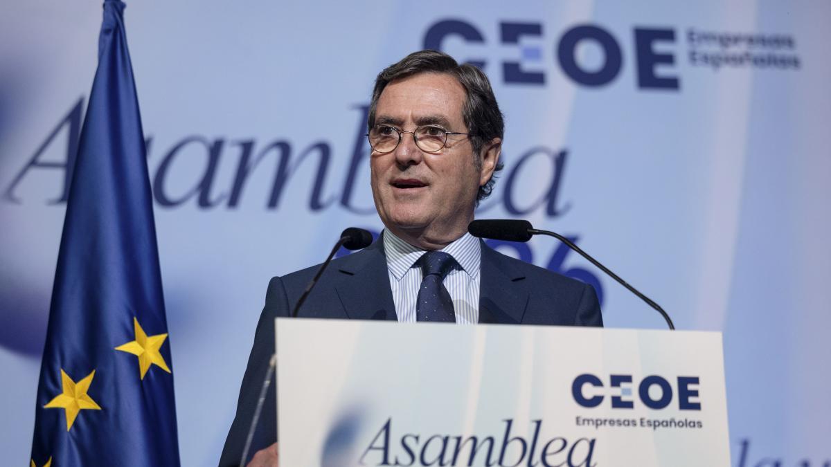 Garamendi anticipa elecciones para presidente de la CEOE en octubre