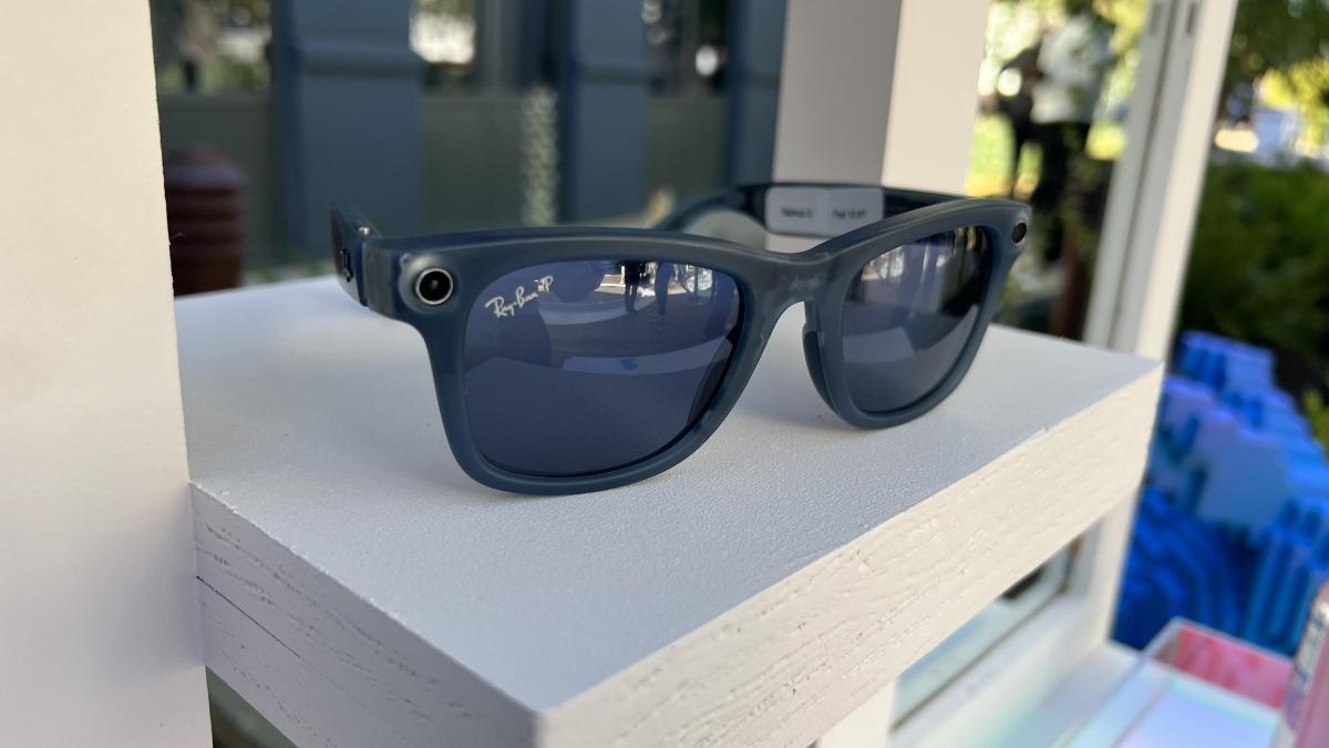 Meta elimina el código de reconocimiento facial en su app de gafas inteligentes