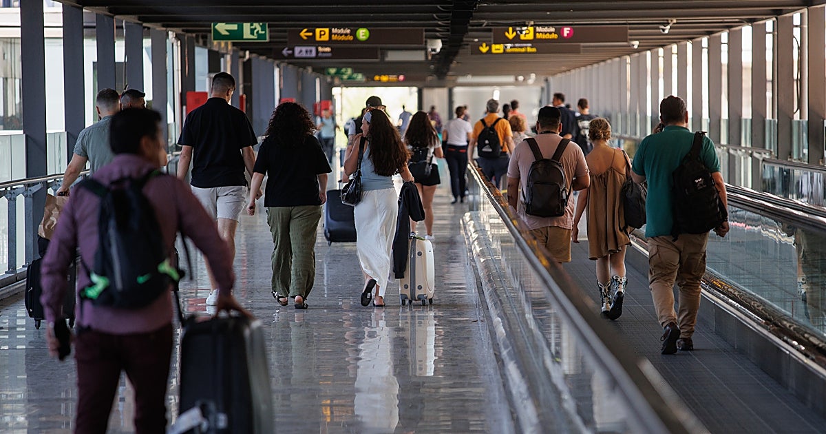 Presupuesto de Verano 2026: Españoles Ajustan Cinturón para Viajar