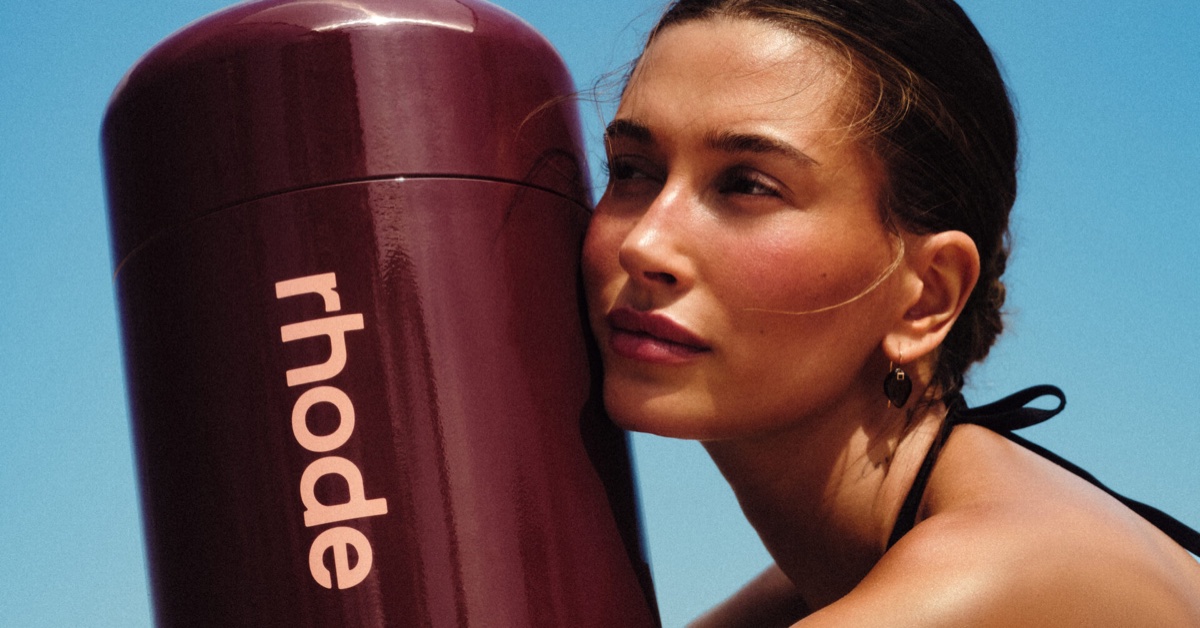 Rhode Bronzer by Hailey Bieber: Your Pocket-Sized Glow Solution