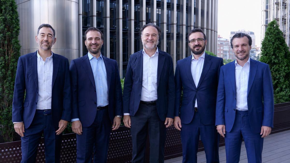 Auren refuerza su liderazgo en España tras integrar Moore en Madrid y Barcelona