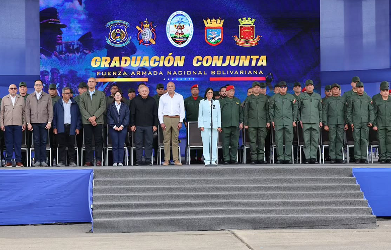 Delcy Rodríguez apoya la labor de la FANB en La Guaira