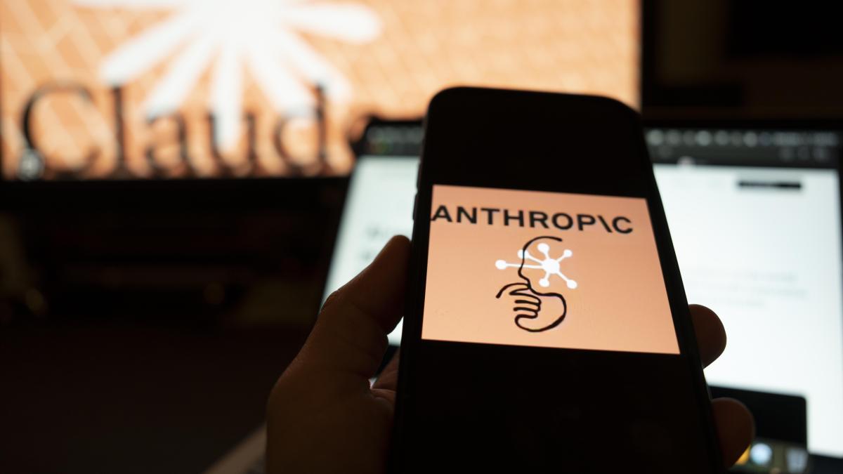 IA de Anthropic compromete sistemas de organismos en pruebas cibernéticas