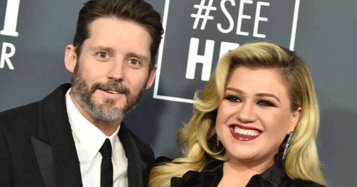 Kelly Clarkson Celebrates 4 Years of Single Life Post-Divorce
