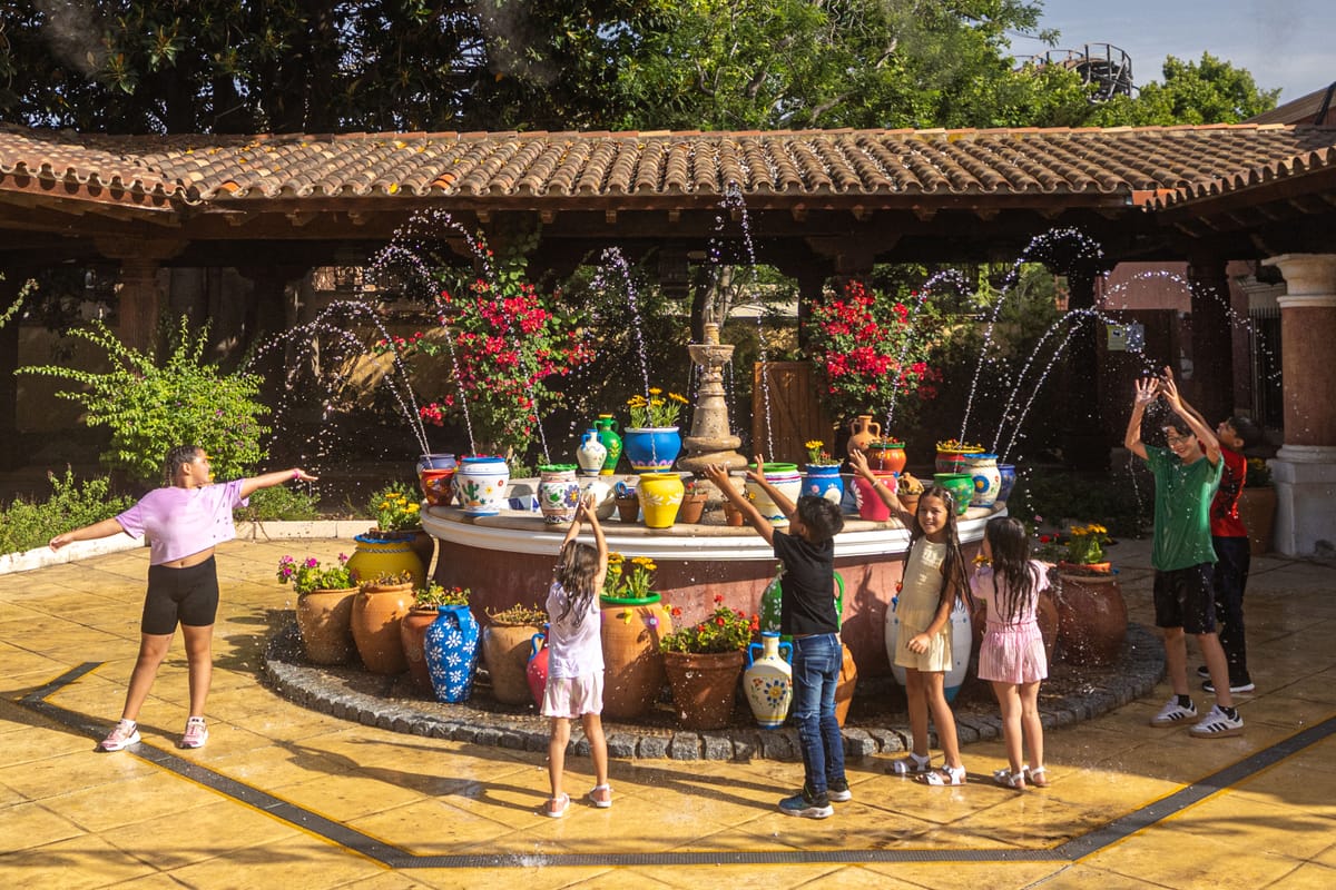 PortAventura World Verano 2026: Novedades y Horarios Imperdibles