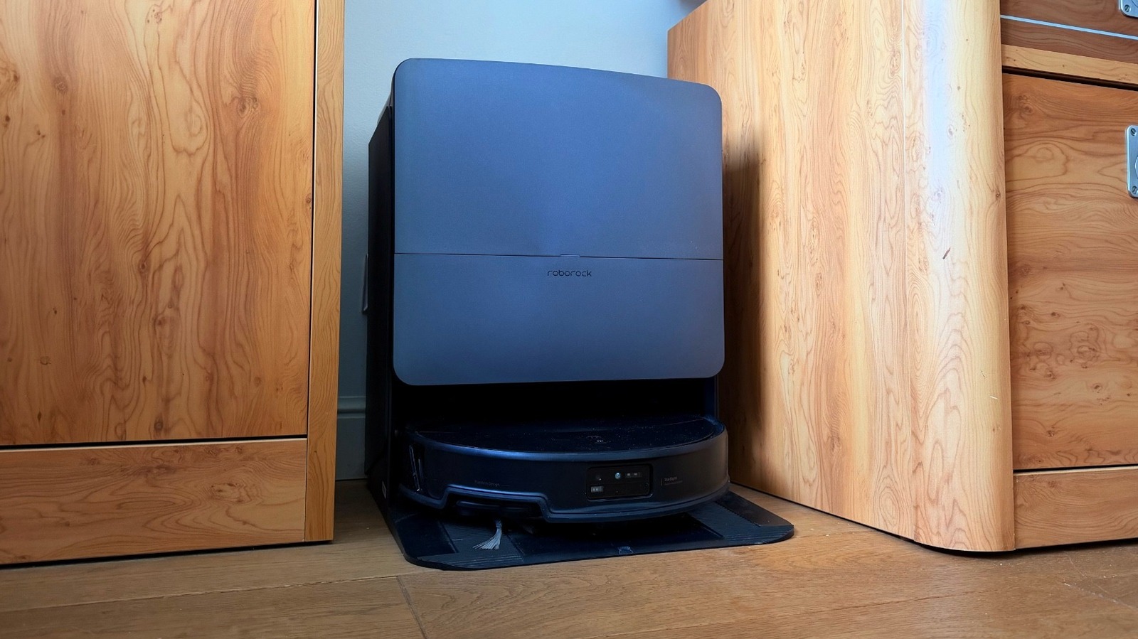 Roborock Saros 20 Vacuum: Unbelievably Impressive Performance!