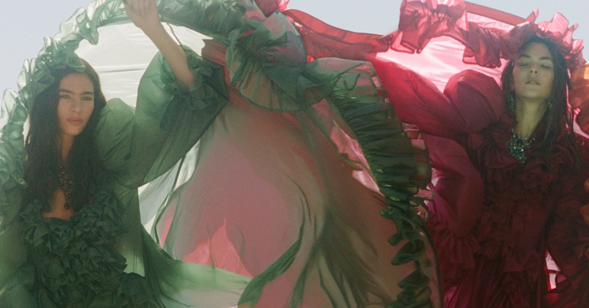 Saint Laurent Respiro: Your Sun-Drenched Summer Escape