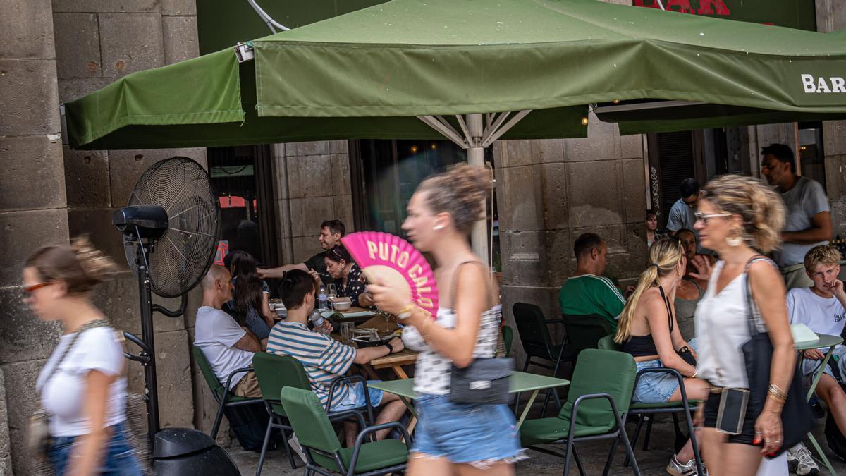 Tiempo: Ola de Calor Intensa y sus Efectos en el Verano