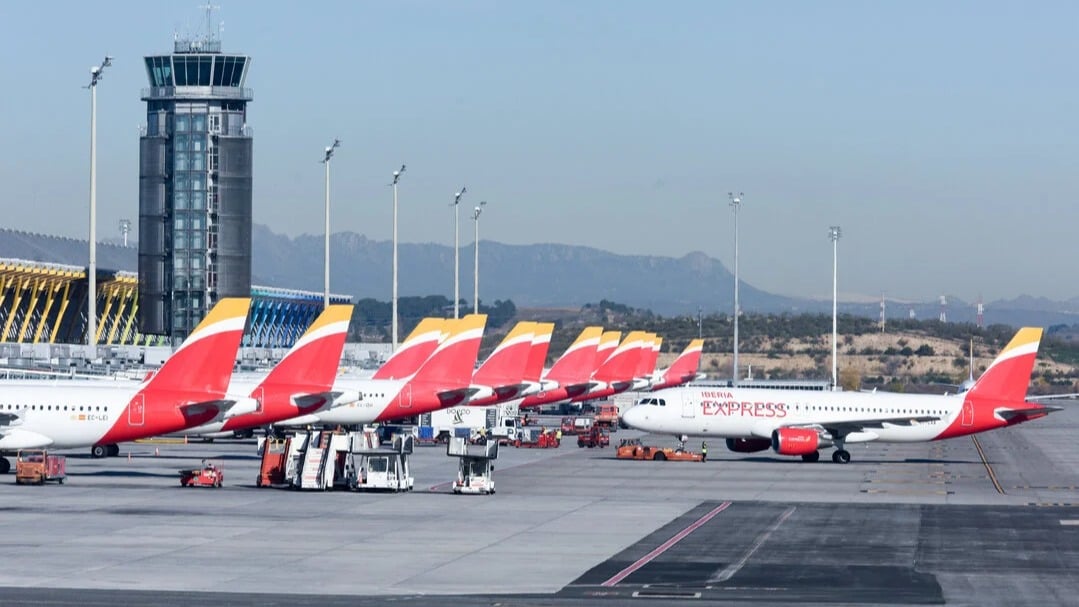 Air Europa aplaza viajes a Colombia tras terremoto; Iberia sigue normal