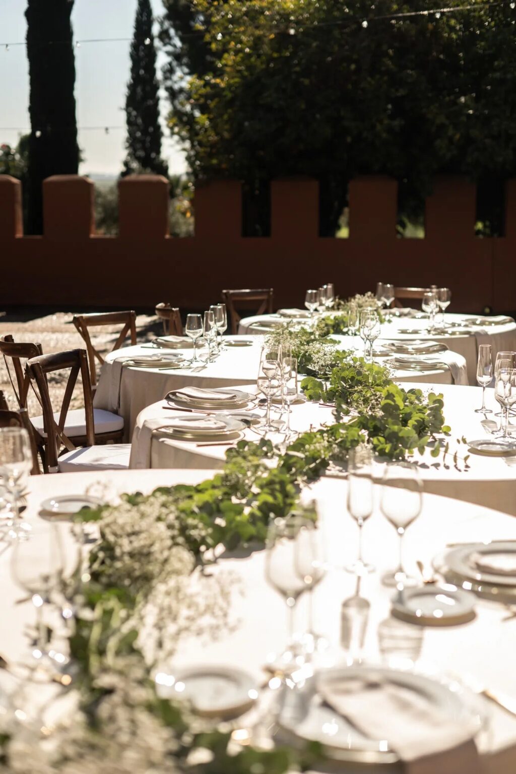 Alquiler de Mobiliario para Eventos: Superando Retos en Celebraciones de Lujo