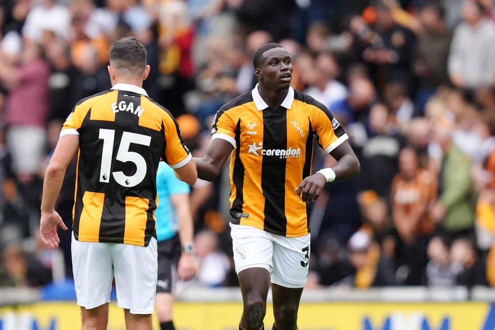 Hull City sorprende y vence 2-0 al Manchester United en la Premier League