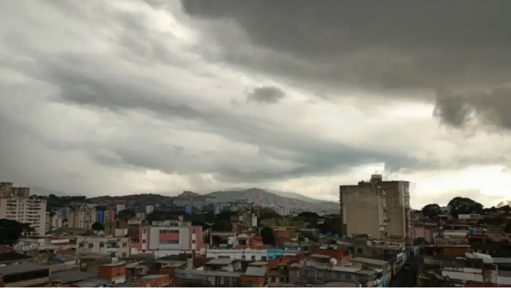 Inameh: Pronóstico de lluvias y cielo nublado en varios estados