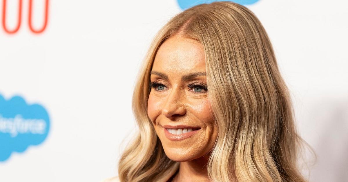 Kelly Ripa’s Return Date Announced After Gum Graft Recovery