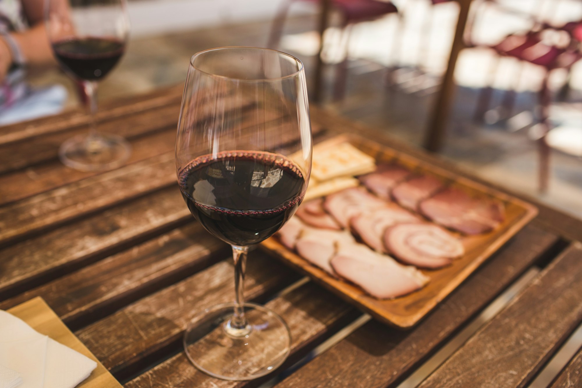 Percepción del vino: su transformación al combinarlo con comida
