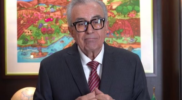 Rubén Rocha Moya solicita licencia indefinida como gobernador de Sinaloa