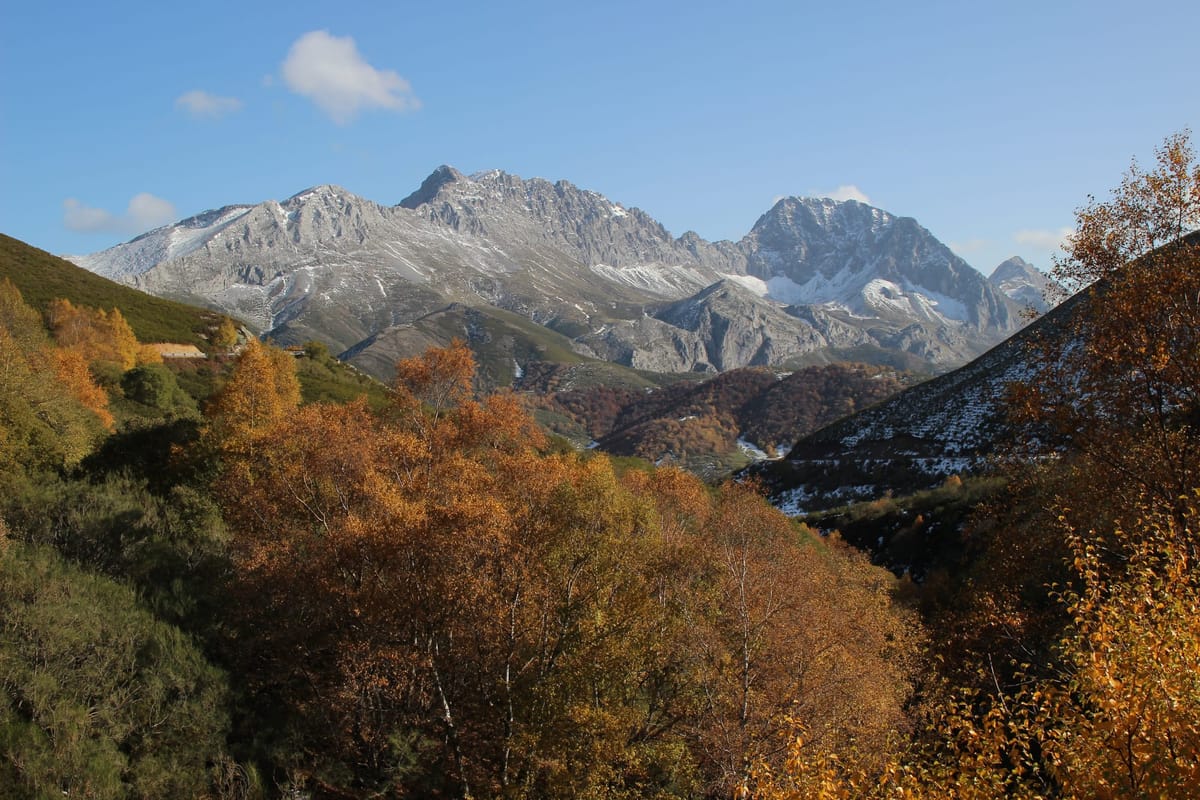 Rutas de montaña: descubre 5 caminos entre valles y castros