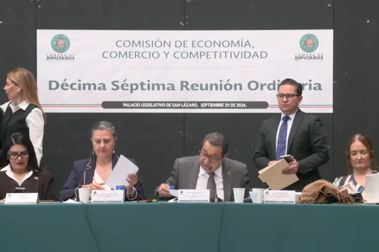 4T: Diputados aprueban en Comisión la polémica ‘Ley Antimemes’
