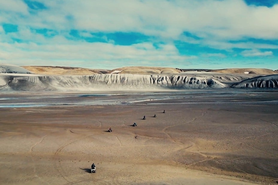 Arctic Erosion: Scientists Unveil Surprising New Theory