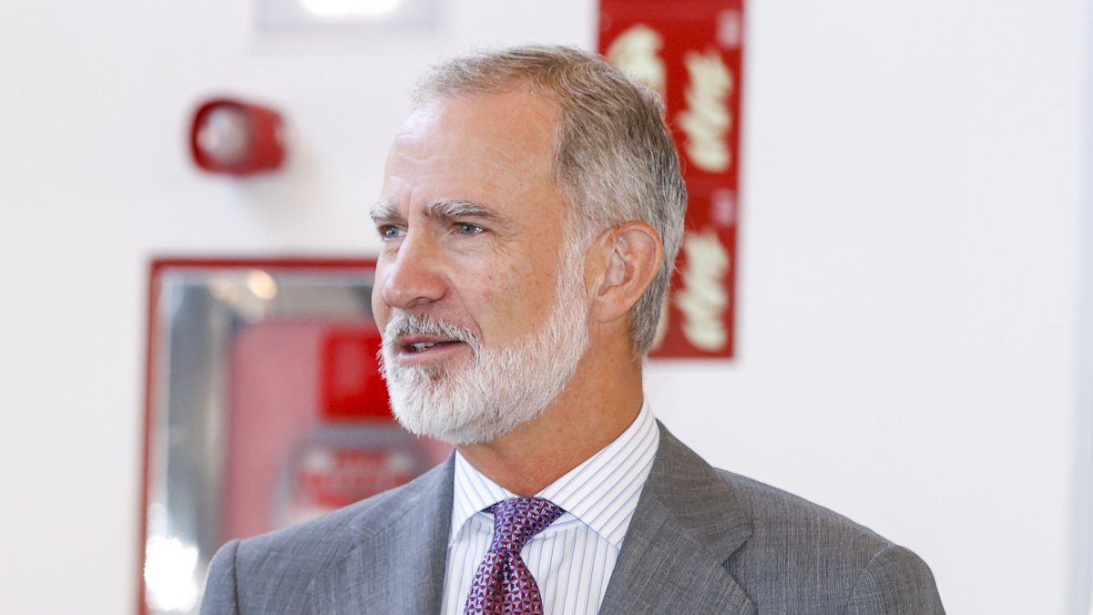 Felipe VI revela su orgullo por el debut universitario de Leonor