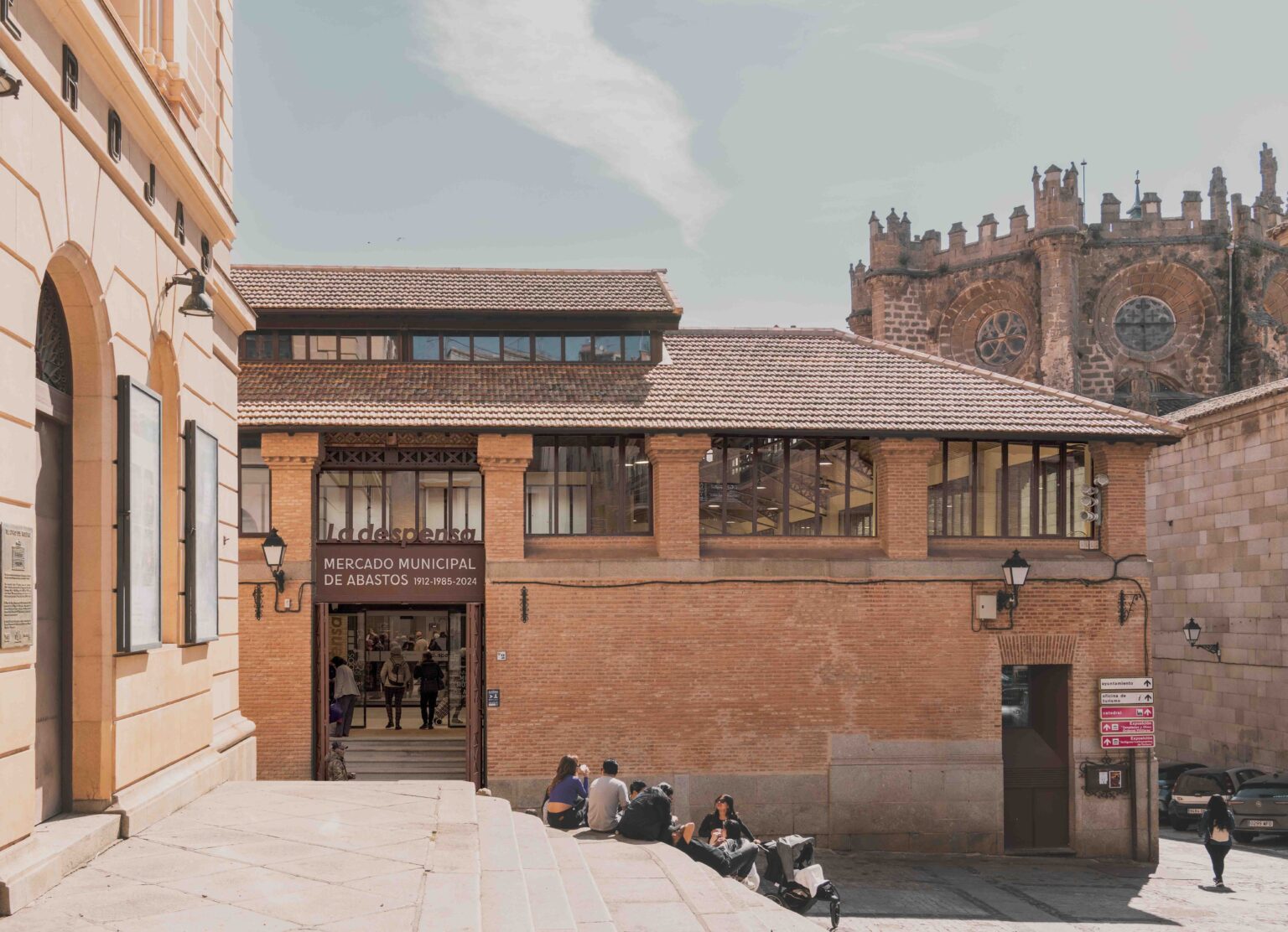 Mercado de Abastos: Toledo Lidera la Transformación Urbana