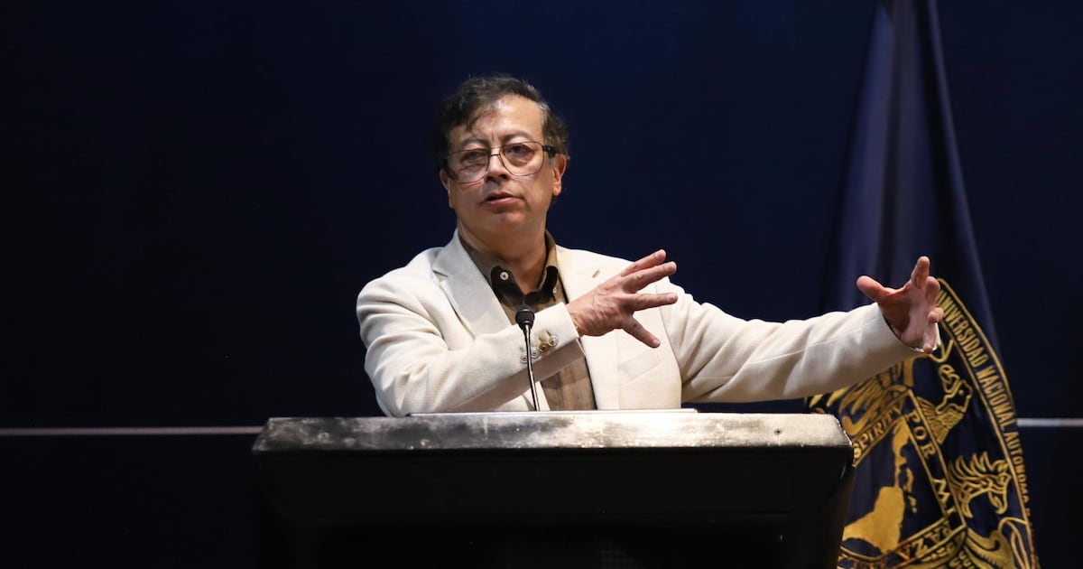 Petro advierte sobre manipulación electoral con algoritmos en 2027