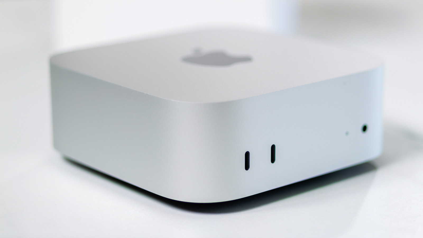 Thunderbolt 4 vs 5: Key Differences in USB-C Interfaces Explained