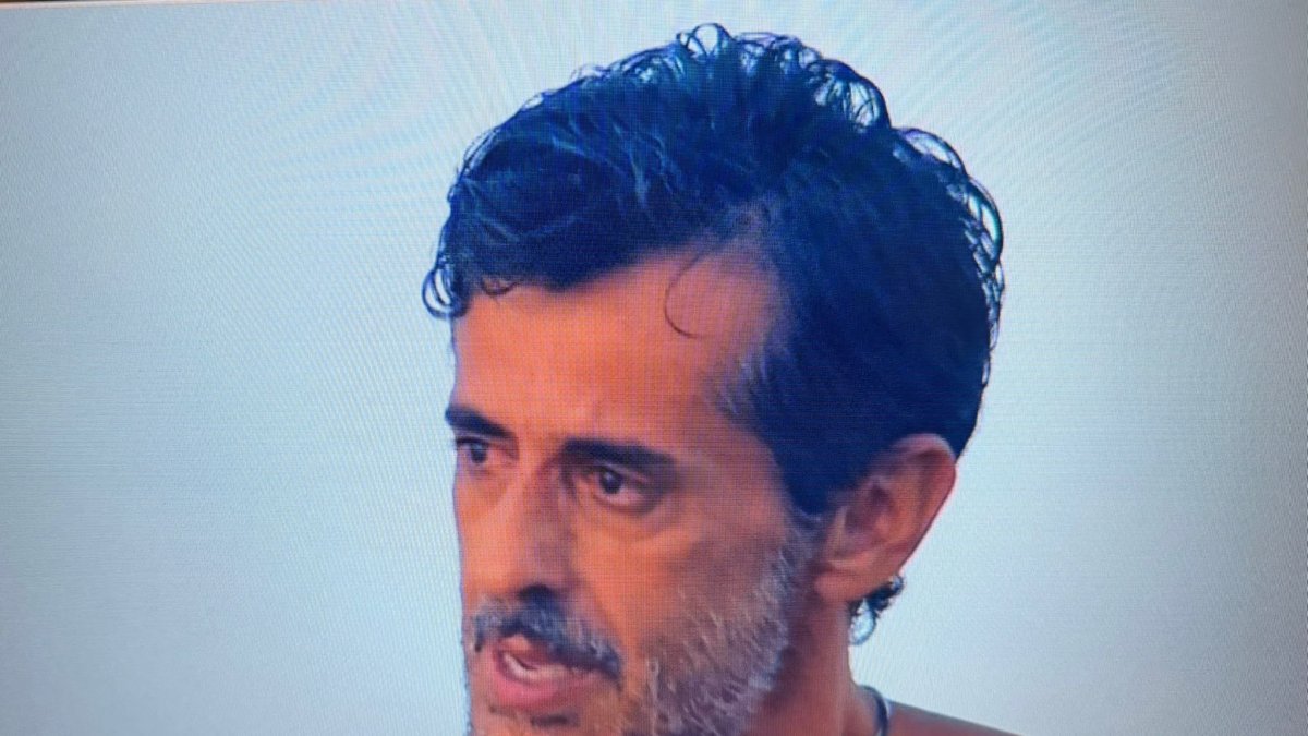 Víctor Janeiro critica a Belén Esteban por el sufrimiento de su madre