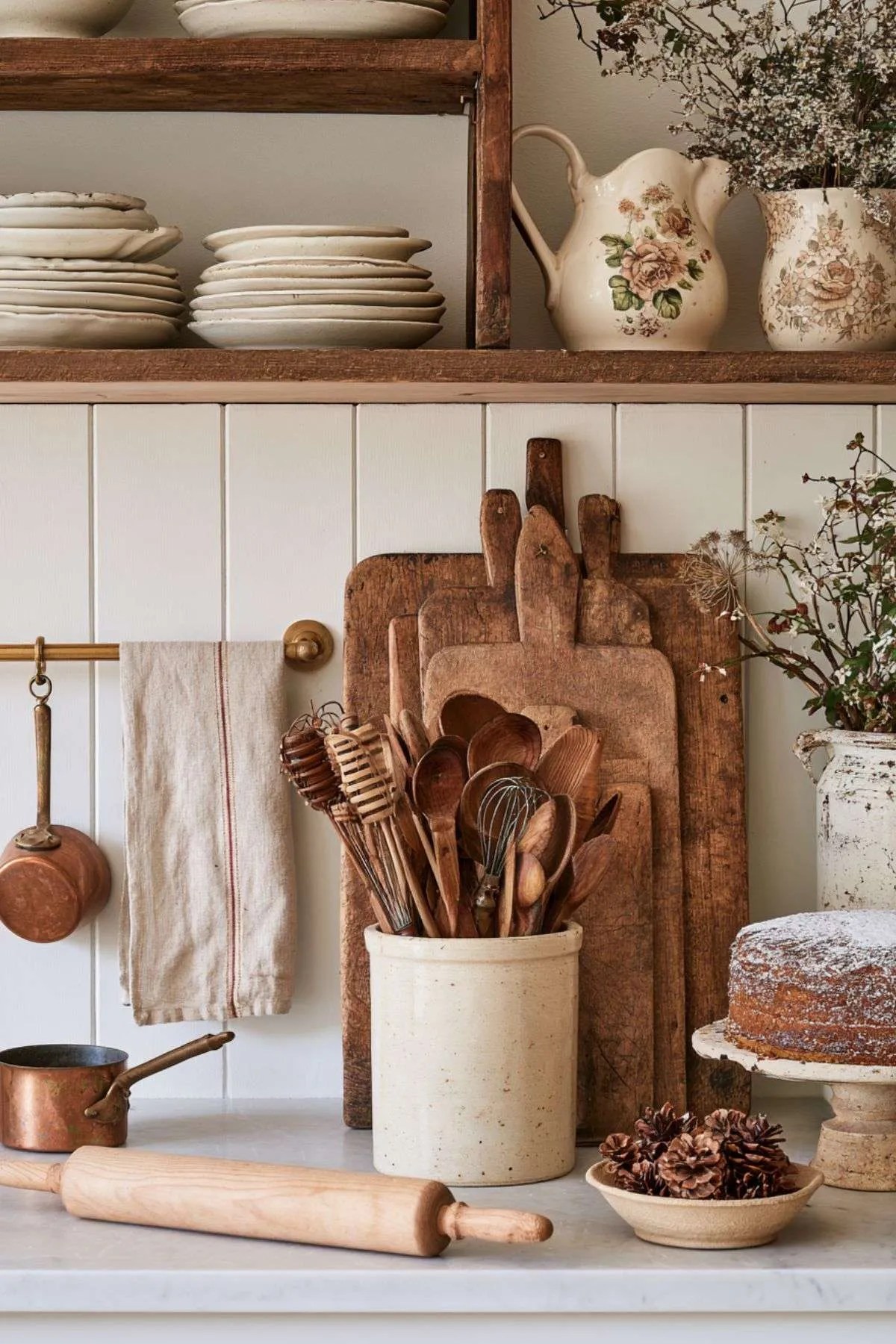 21 Warm Wood Kitchen Ideas to Soften White Cabinets’ Look
