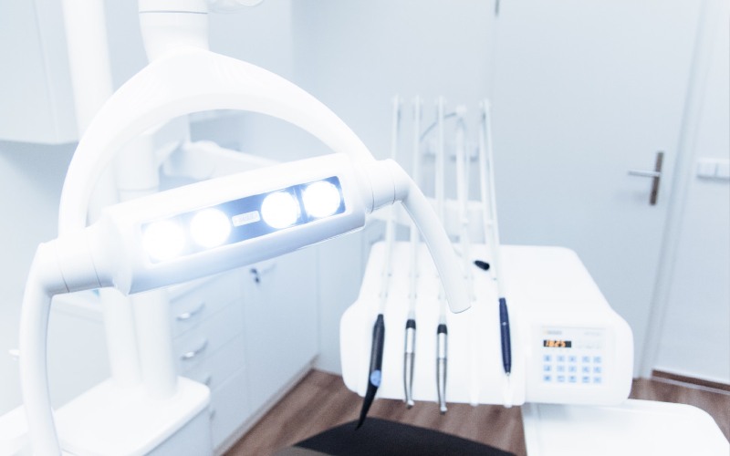 Clínica dental ideal: lo que debes esperar más allá del precio