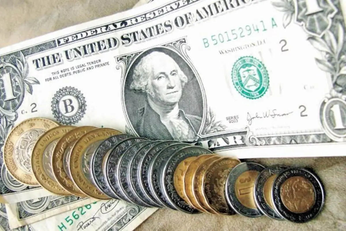 Peso mexicano se fortalece, cotiza a 18.09 frente al dólar hoy