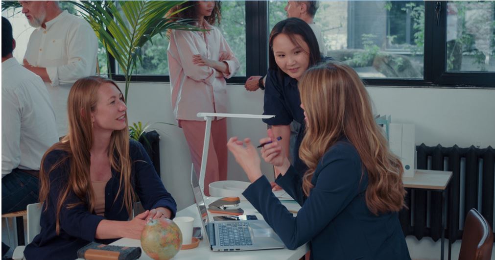 Smart Marketing Strategies to Connect Digital and Physical Worlds