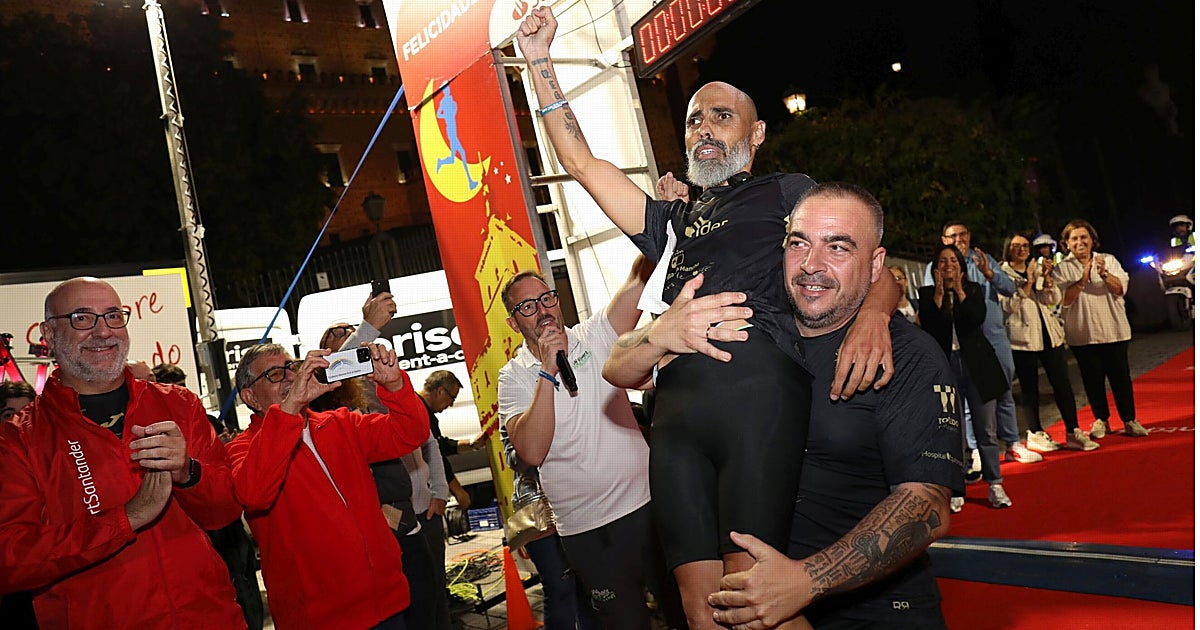 SuperPaco celebra su cuarta Nocturna y el cariño de Toledo