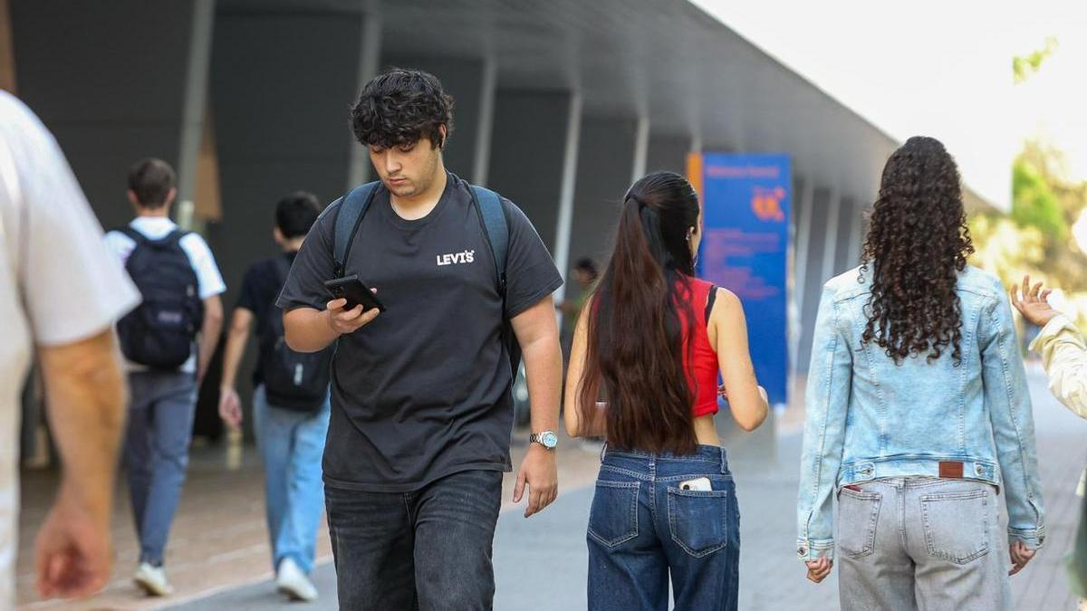 TikTok: Experimentos secretos y la seguridad de los menores